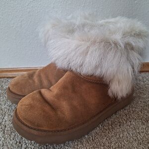 Ugg Milla Chestnut Booties Fur Slip On Womens Size 6 EUC